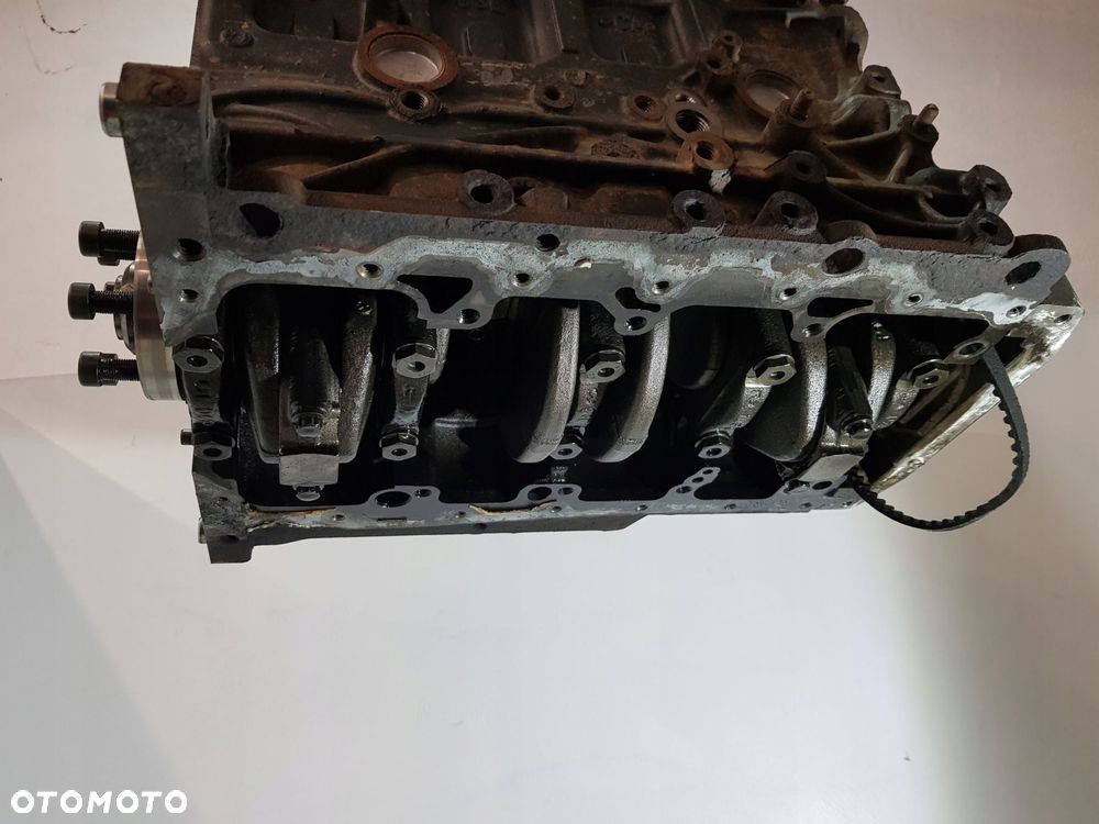 dół silnika blok wał tłoki vw audi skoda seat 2.0 tdi cfh - 13