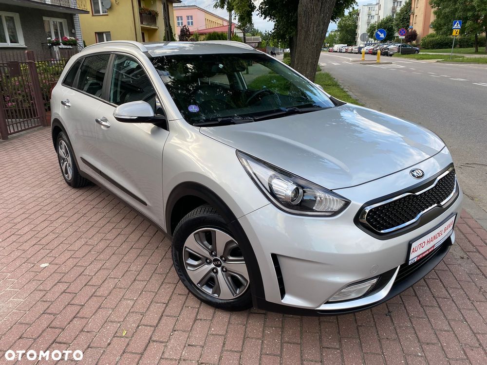 Kia Niro 1.6 GDI Hybrid M - 31