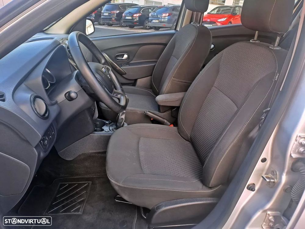 Dacia Sandero 0.9 TCe Comfort Bi-Fuel — fotografia 6