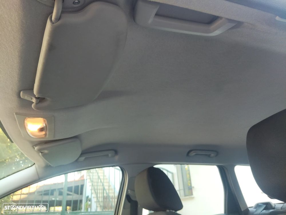 Ford Focus SW 1.4 Connection - 13