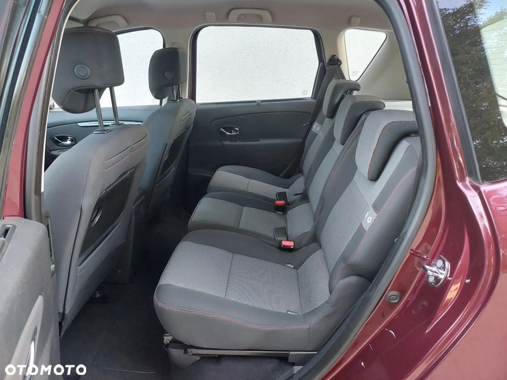 Renault Scenic ENERGY TCe 130 S&S Paris - 22