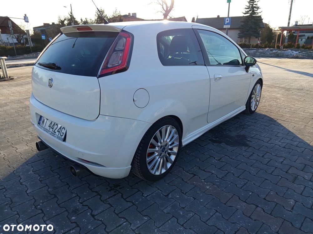 Fiat Grande Punto - 3