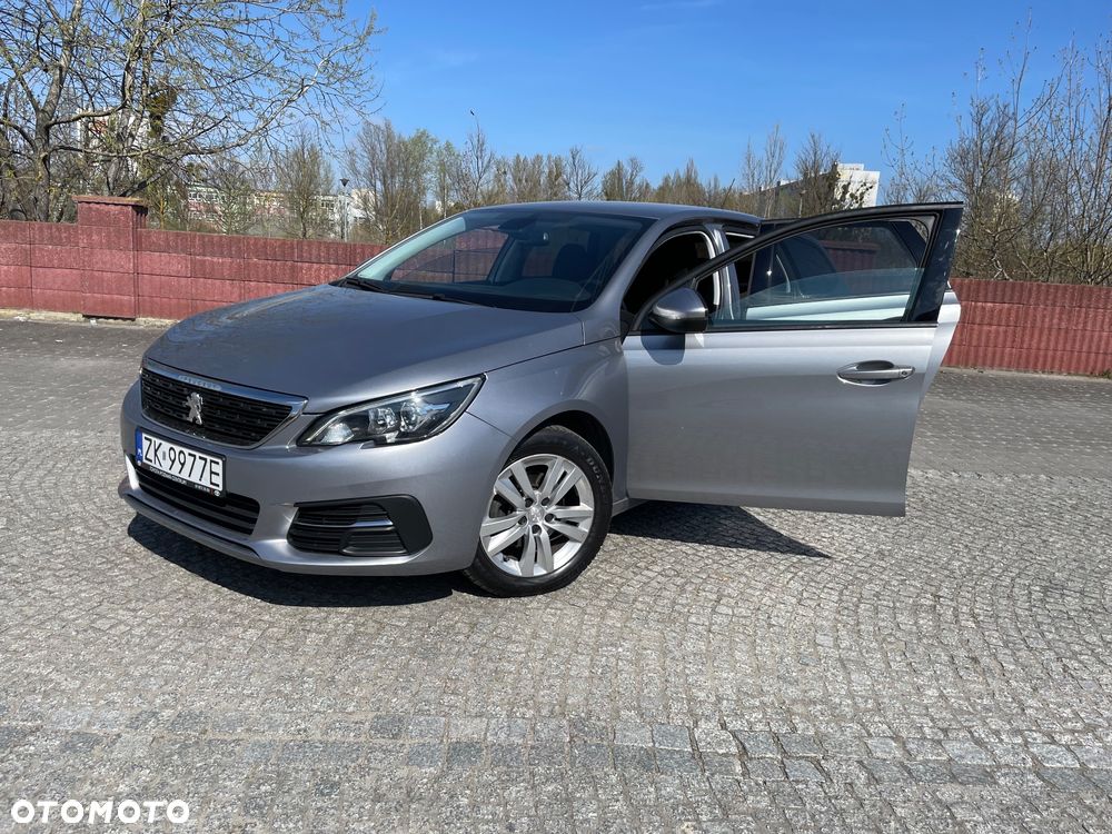 Peugeot 308 1.2 PureTech GPF Allure S&S - 9