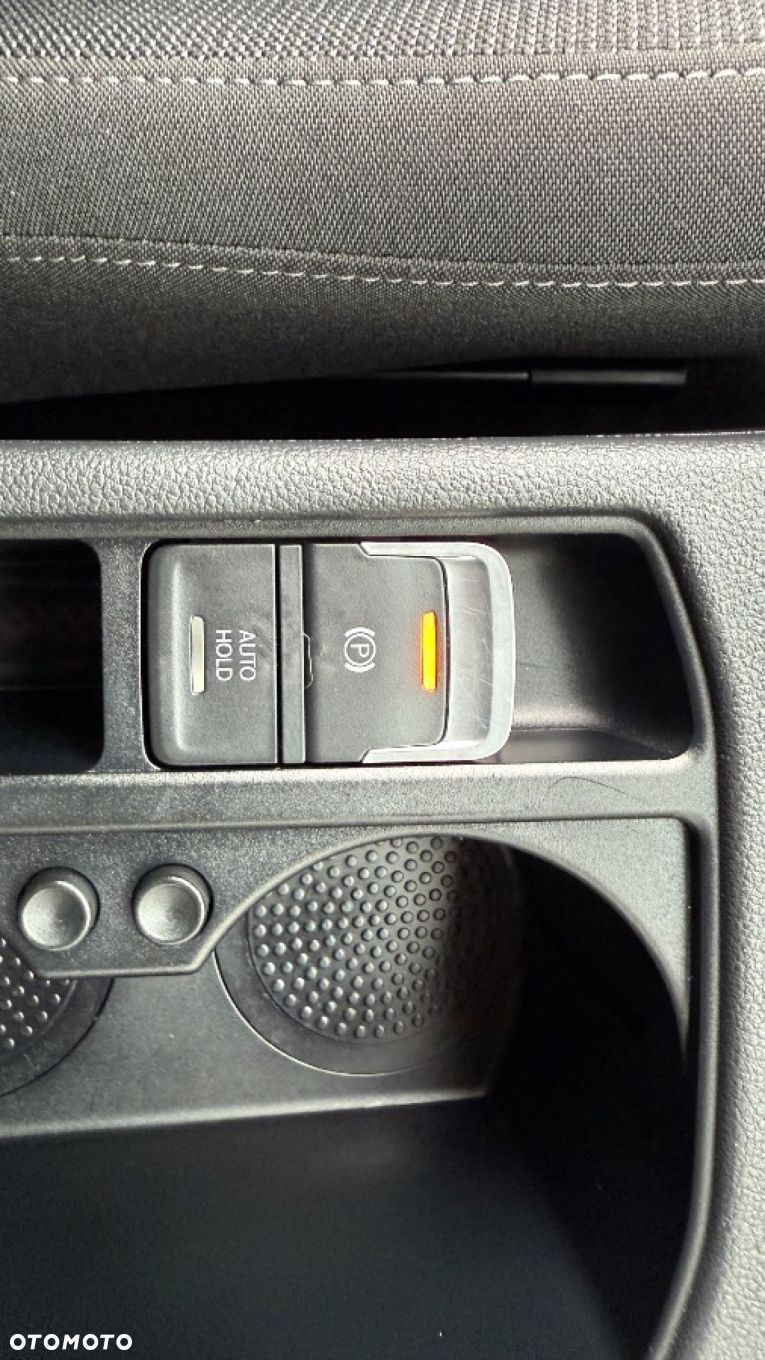 Volkswagen Touran - 35