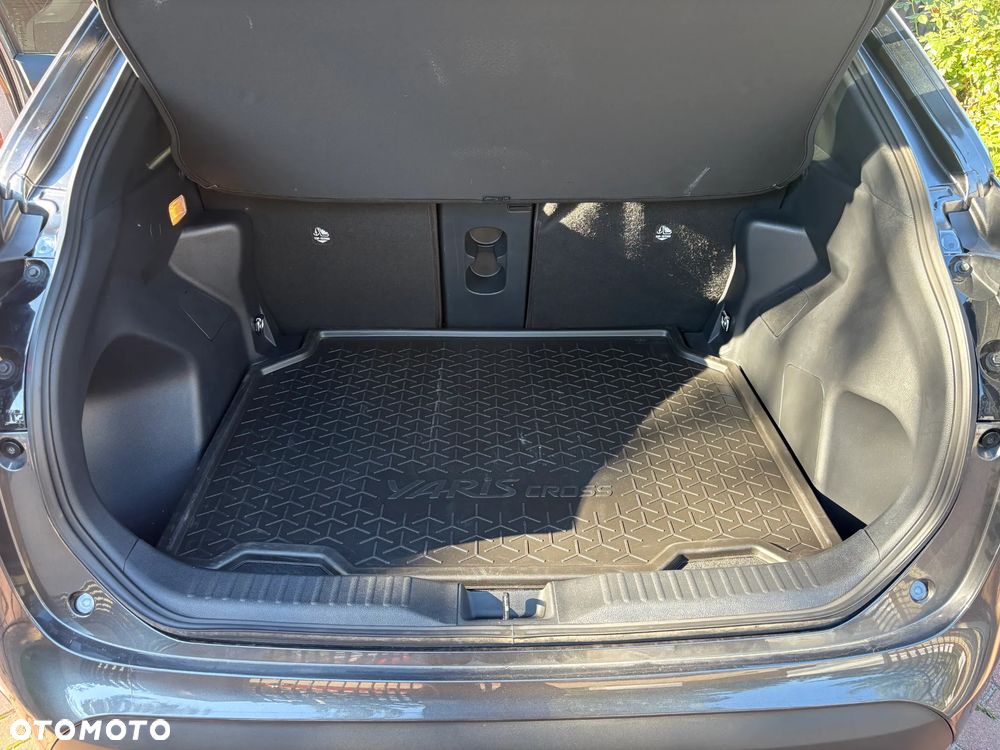 Toyota Yaris Cross - 16