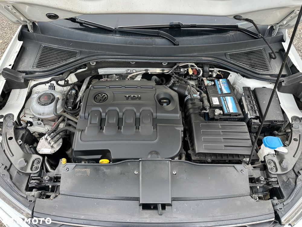 Volkswagen T-Roc - 27