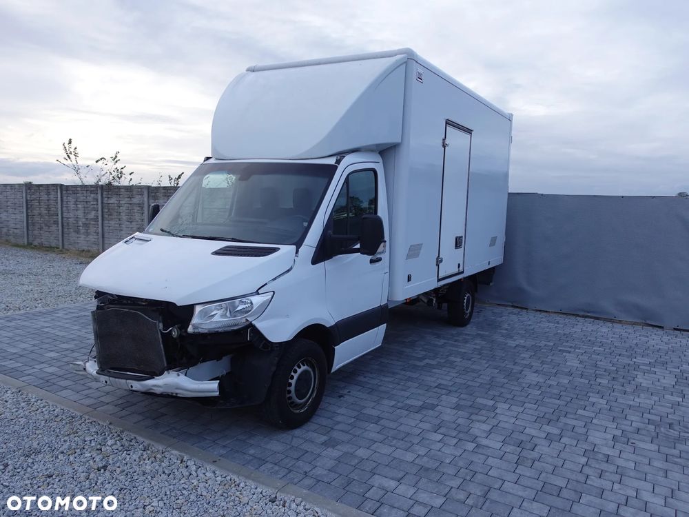 Mercedes-Benz Sprinter