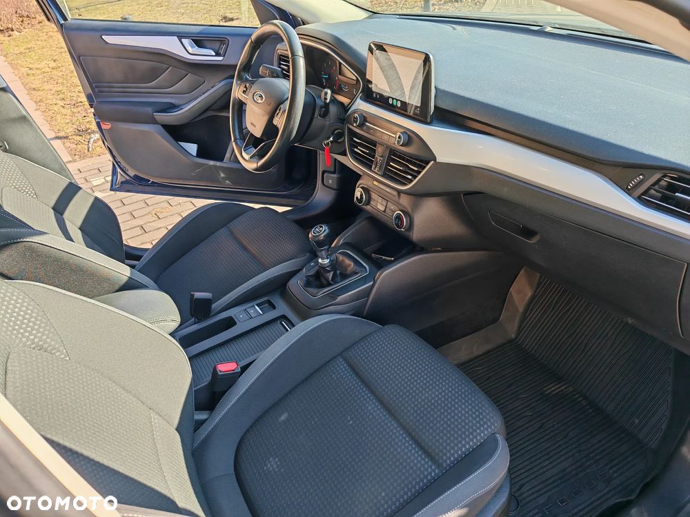 Ford Focus ver-1-5-ecoblue-trend-edition - 15