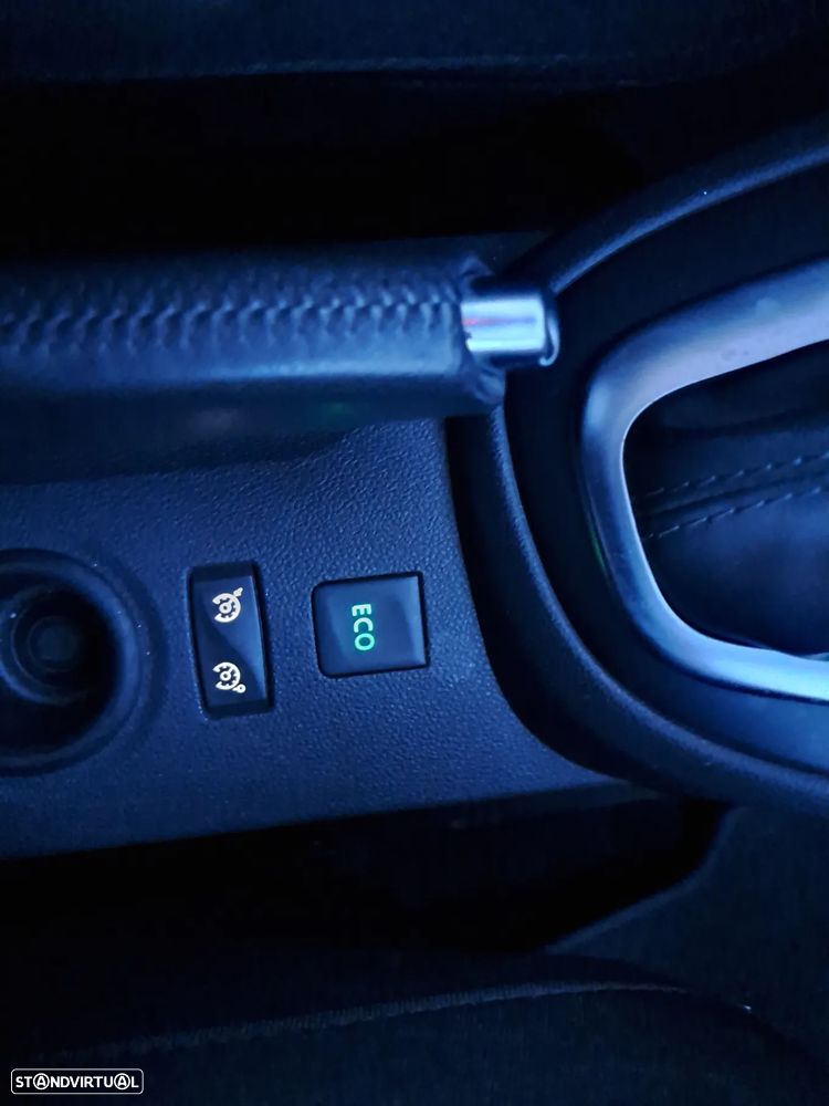 Renault Captur ENERGY TCe 120 EDC Intens - 29