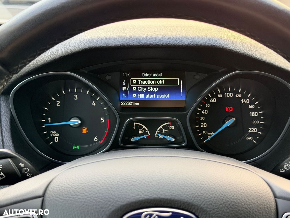 Ford Focus 2.0 EcoBlue Titanium Business - 34