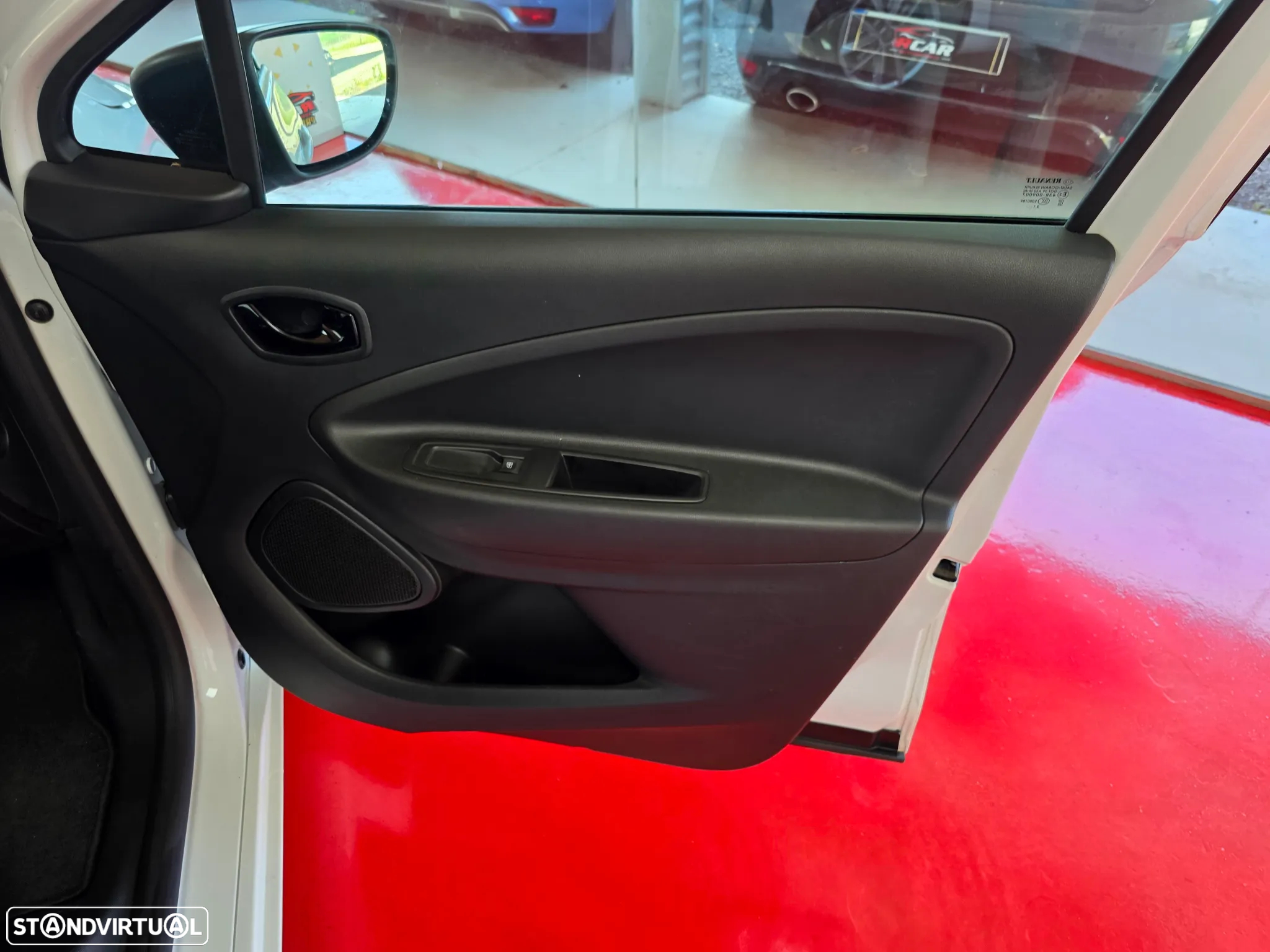 Renault Zoe (c/ Bateria) E-Tech EV50 Equilibre - 33