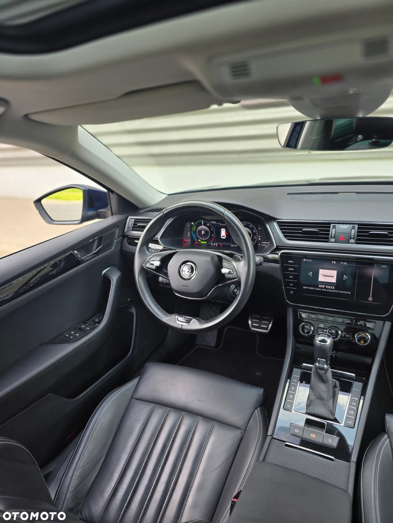 Skoda Superb Combi 1.4 TSI iV DSG L&K - 17