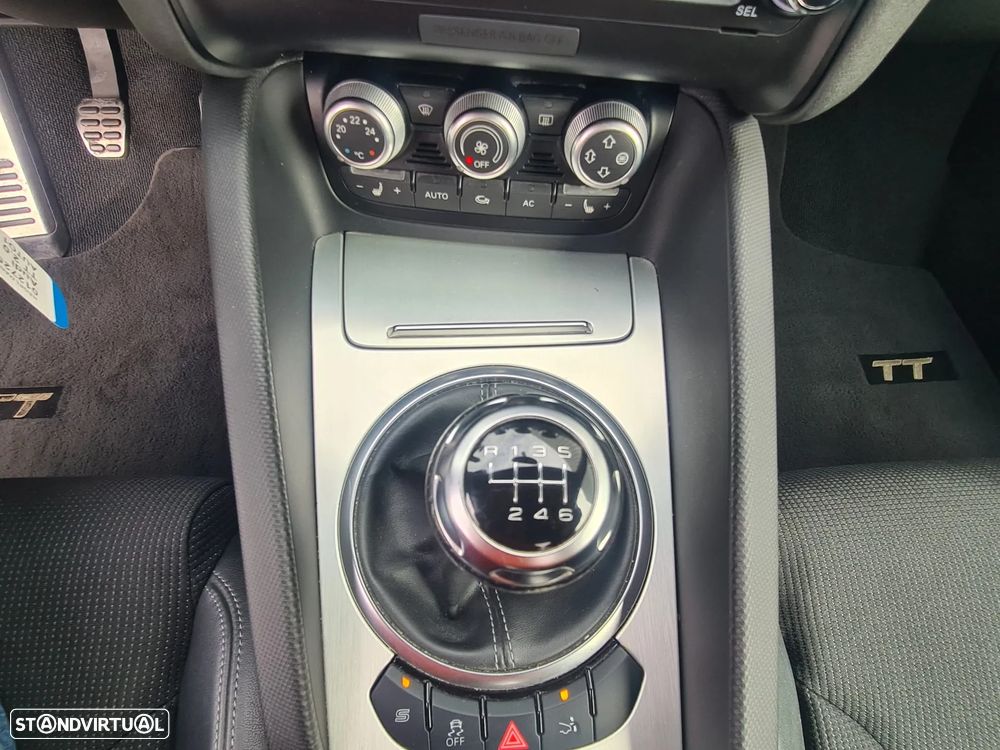 Audi TT Coupé 2.0 TDI quattro - 7
