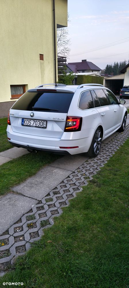 Skoda Octavia 1.6 TDI DSG Style - 4