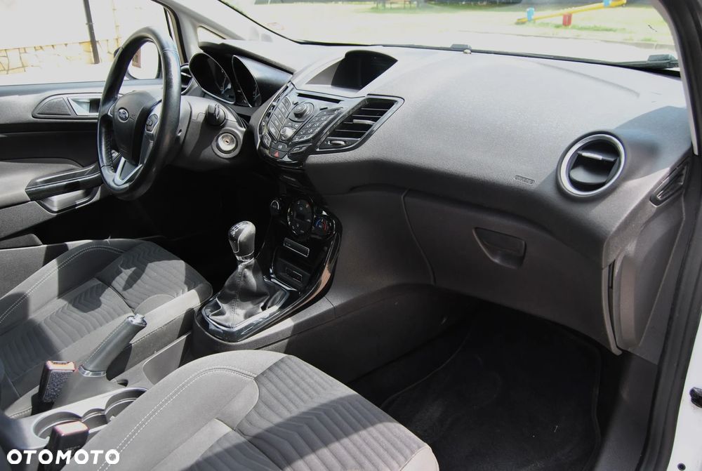 Ford Fiesta - 7