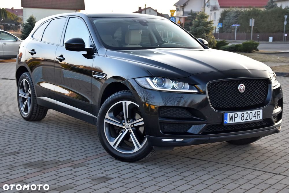 Jaguar F-Pace 2.0 i4D AWD R-Sport - 22