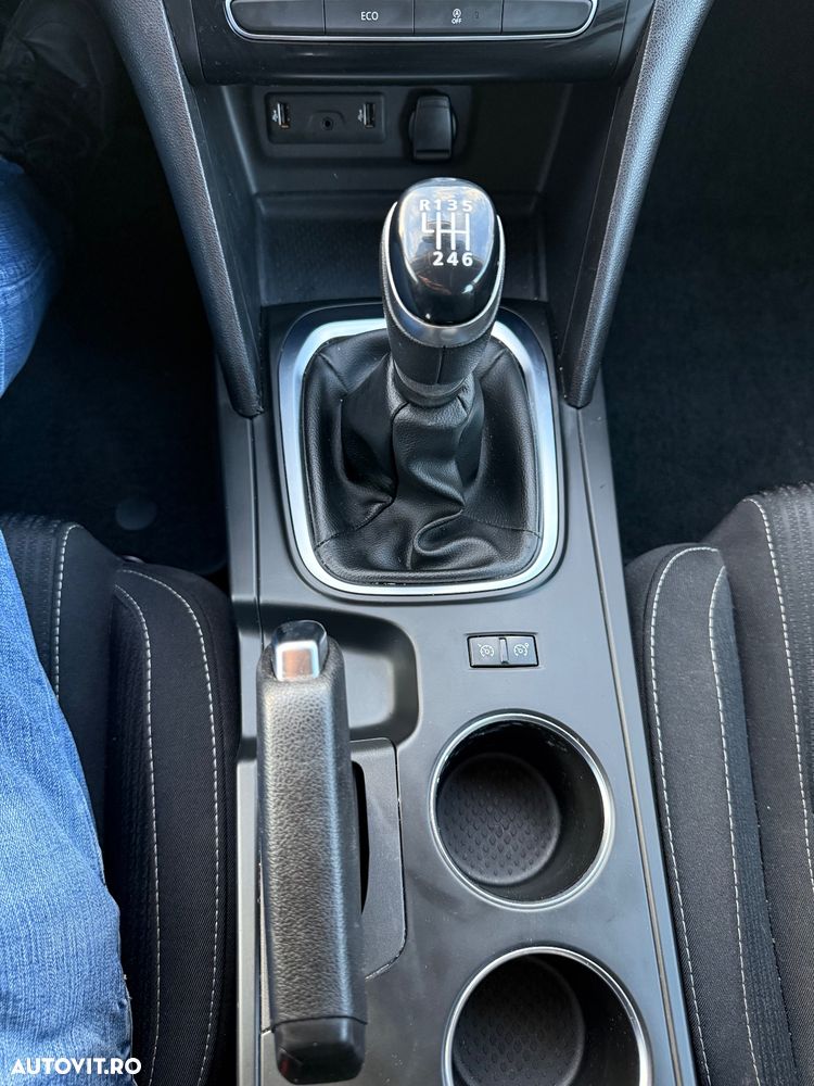 Renault Megane ENERGY dCi 110 INTENS - 13