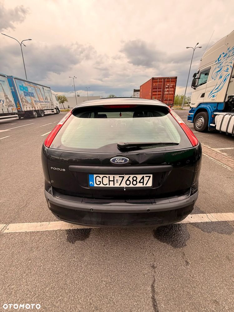 Ford Focus 1.6 Ghia - 13