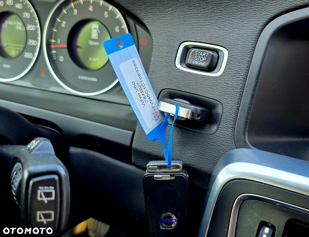 Volvo V60 T3 Edition Pro - 17