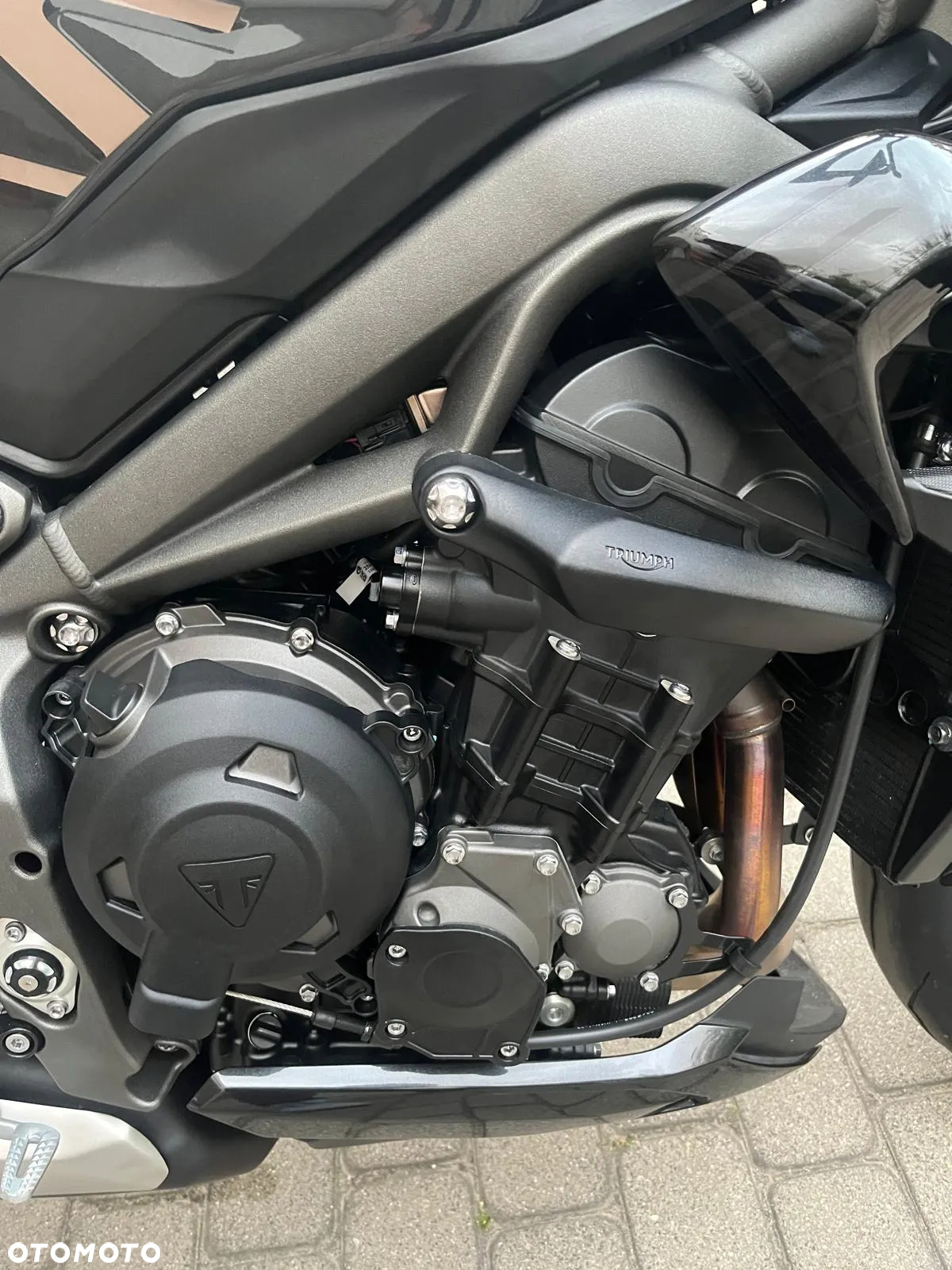 Triumph Street Triple - 12