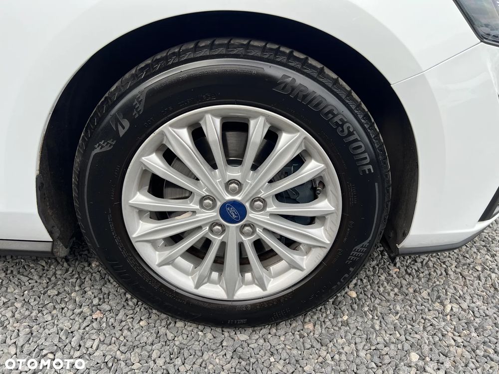 Ford Focus 1.5 EcoBlue STart-Stopp-System TITANIUM - 15