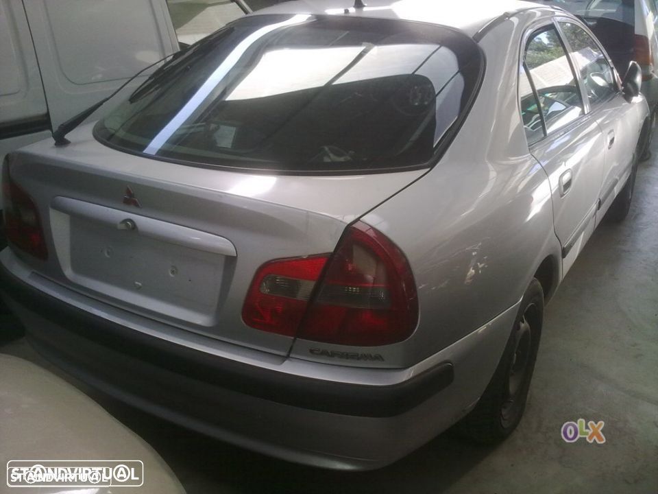 Traseira / Frente /Interior Mitsubishi Carisma 2003 - 2