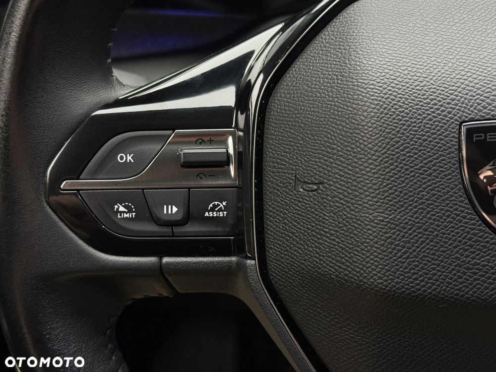 Peugeot 308 1.5 BlueHDi Allure S&S - 22