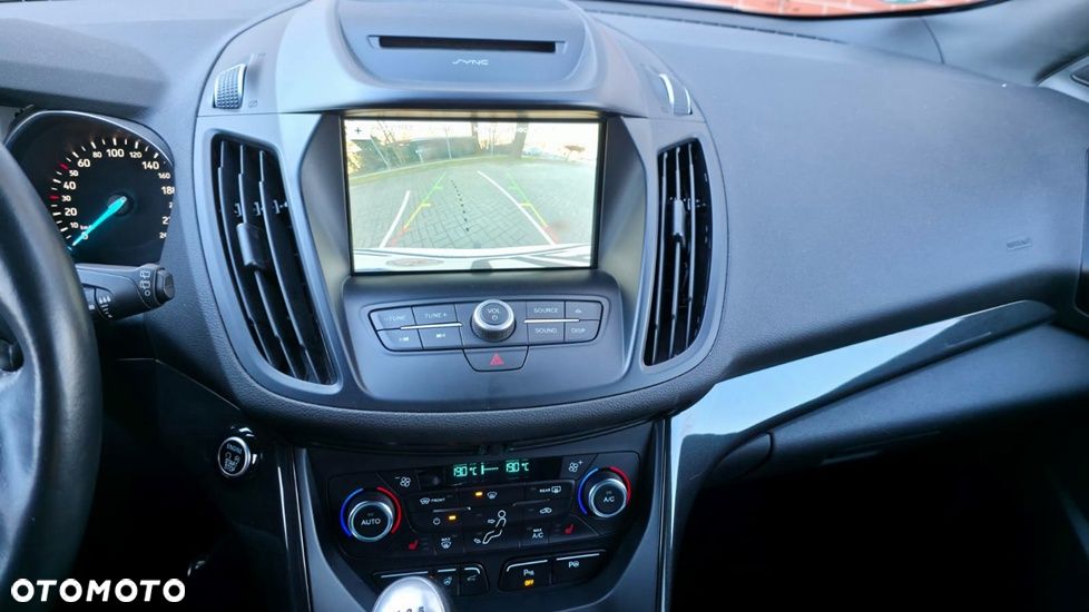 Ford Kuga 2.0 TDCi 2x4 ST-Line - 18