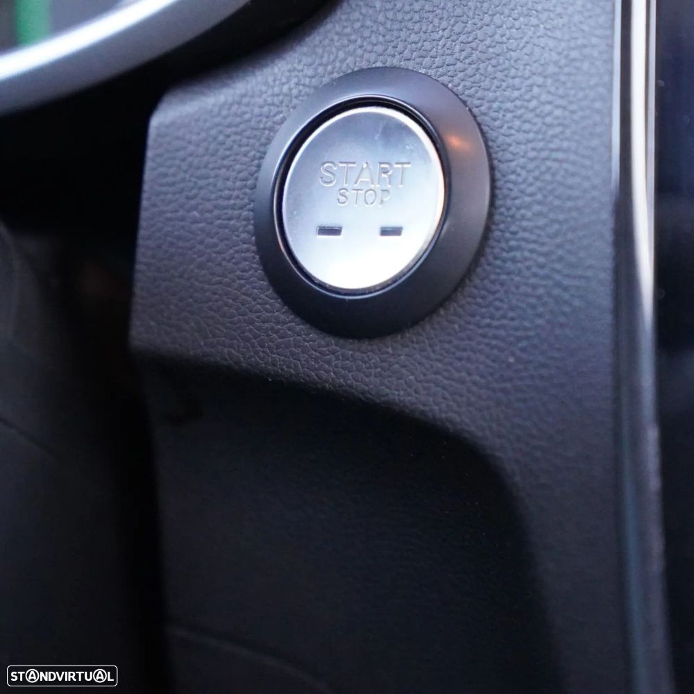 MG ZS EV 44.5 kWh Luxury - 32