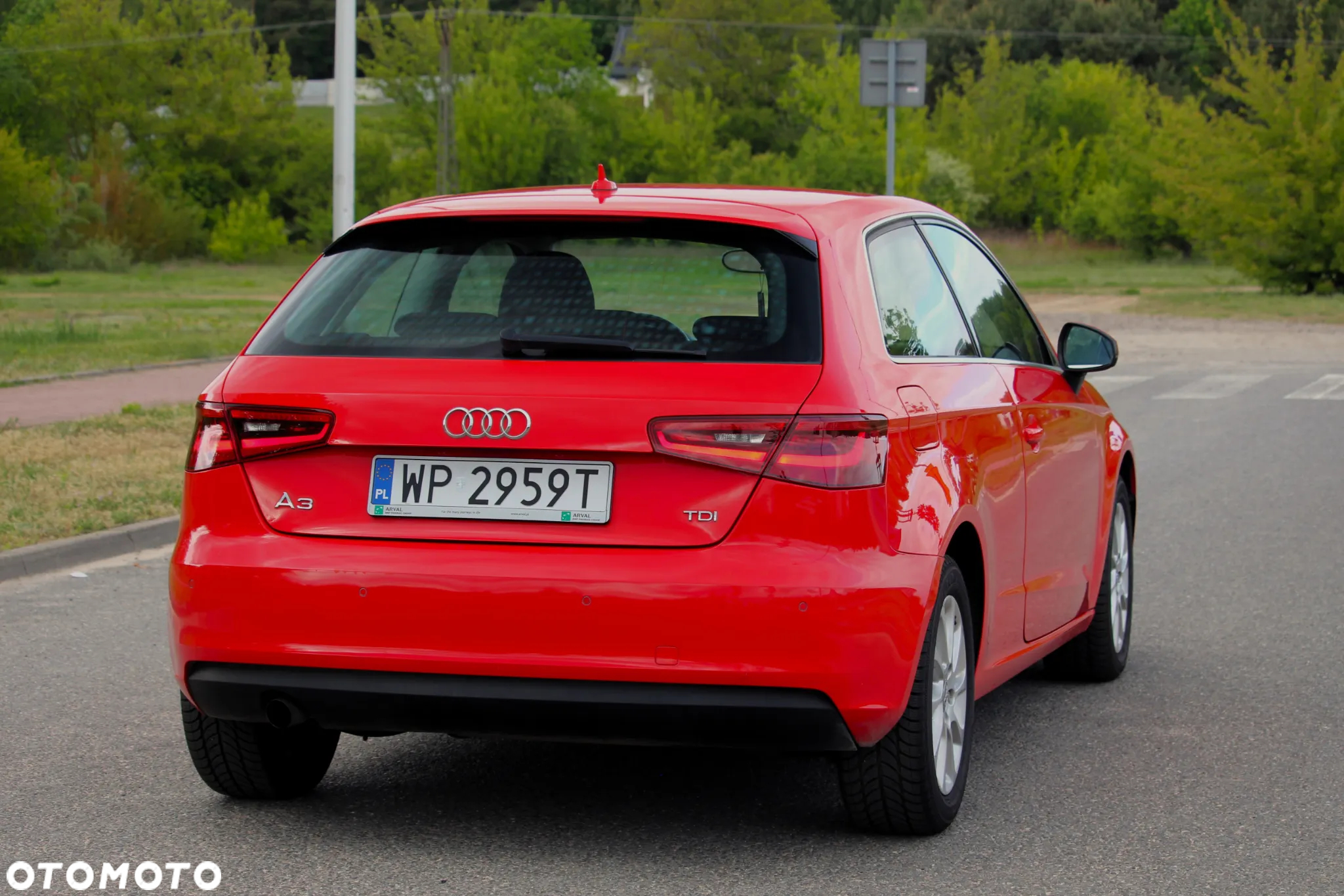 Audi A3 1.6 TDI Attraction - 8