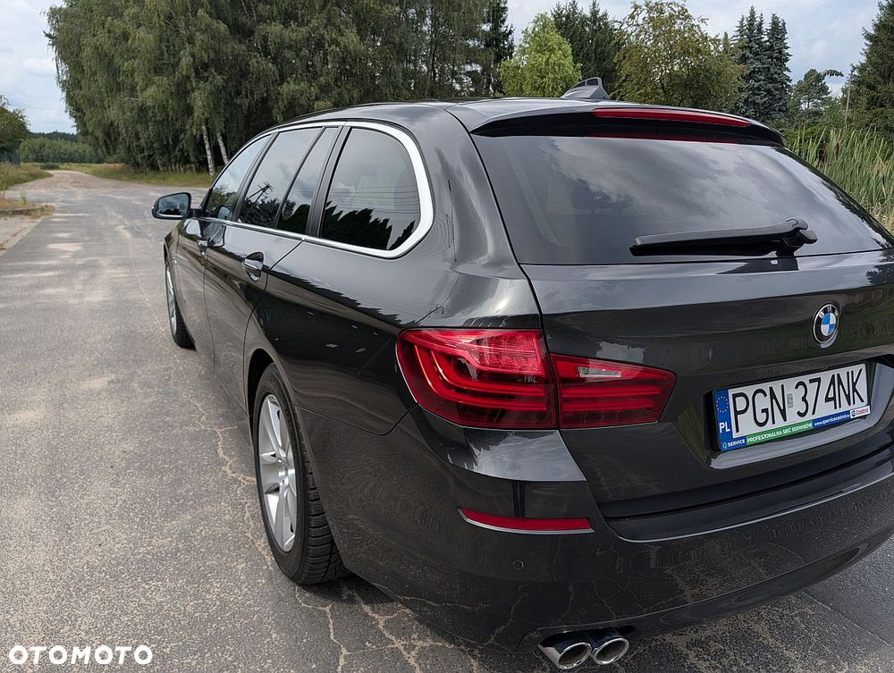 BMW Seria 5 520d Sport Line - 14