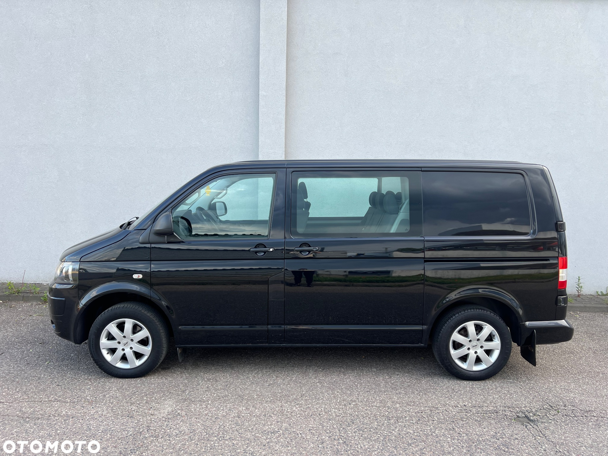 Volkswagen Transporter T5 LIFT - 9