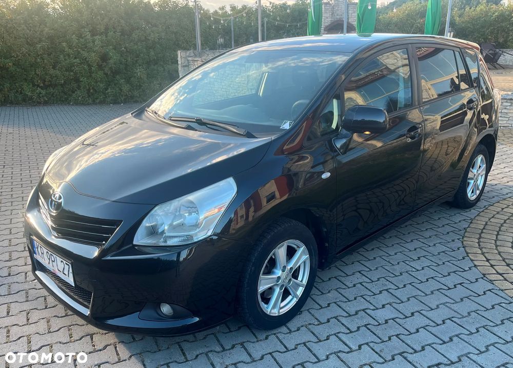 Toyota Verso 2.0 D-4D Executive - 4