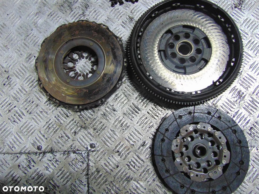 Sprzęgło vw t4 2,5/tdi/2,4 D komplet dwumasa - 2