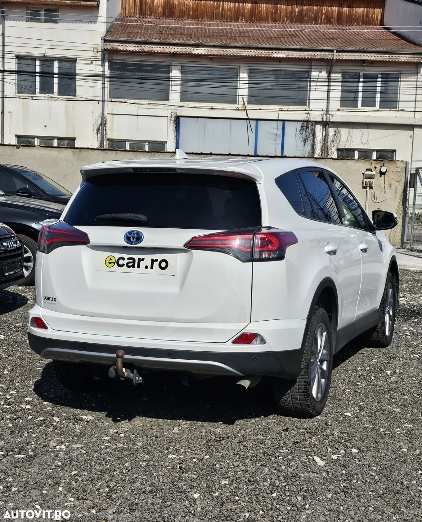 Toyota RAV4 2.5 Hybrid VVT-iE 4x2 Dynamic - 4