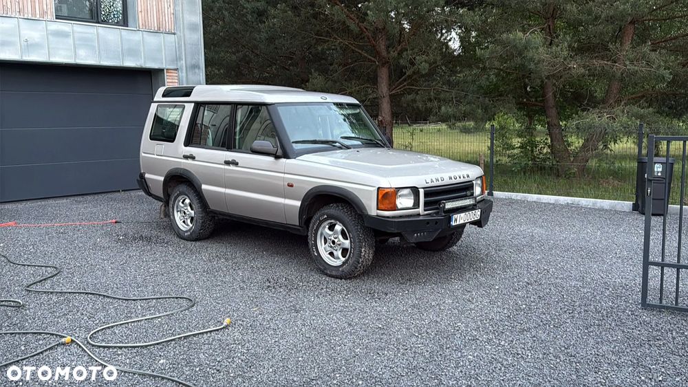 Land Rover Discovery - 1