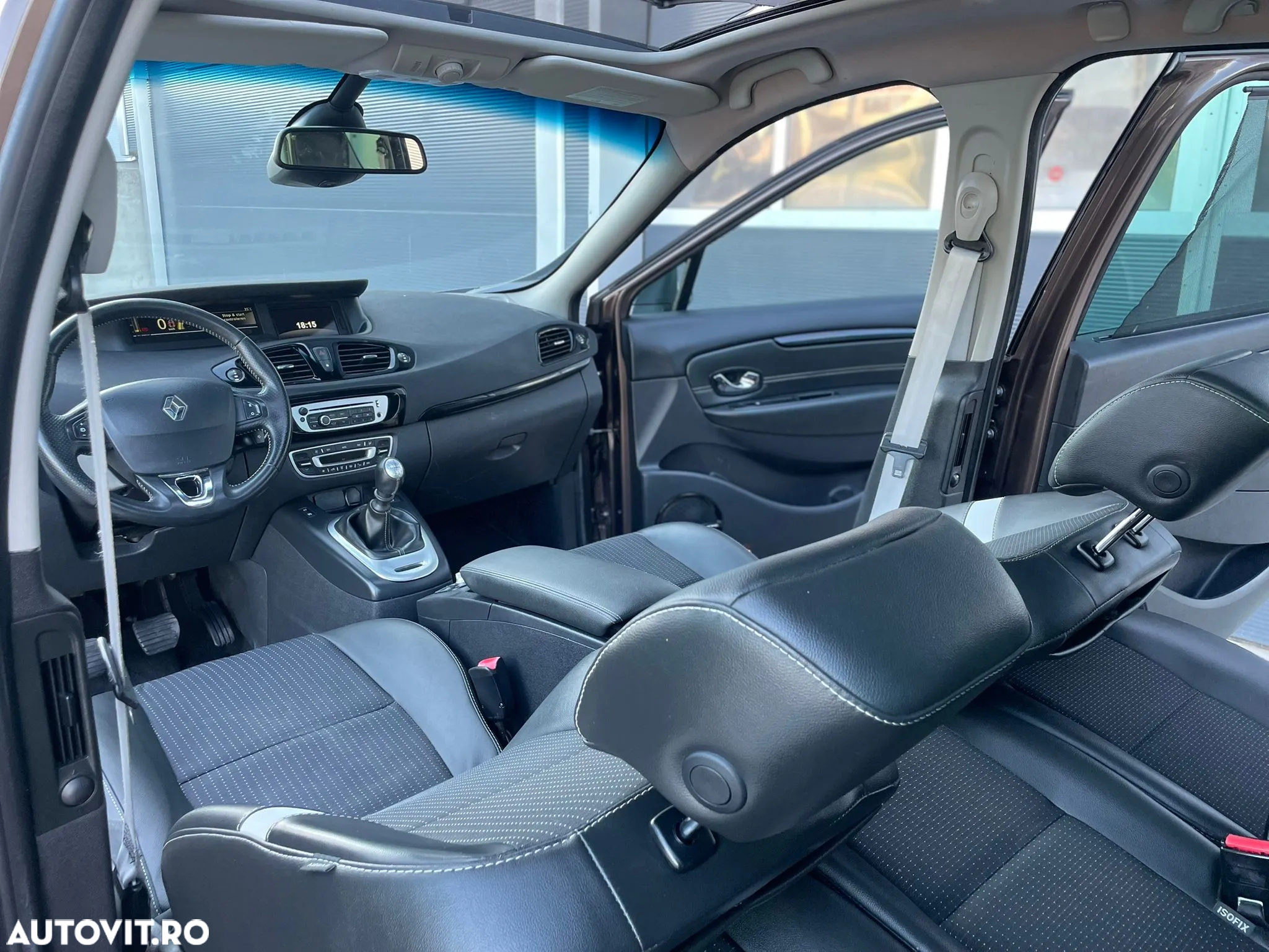 Renault Grand Scenic ENERGY dCi 110 S&S Bose Edition - 21