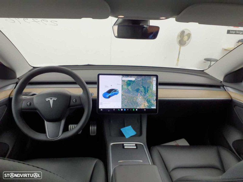 Tesla Model 3 Long Range AWD Dual Motor Performance - 5