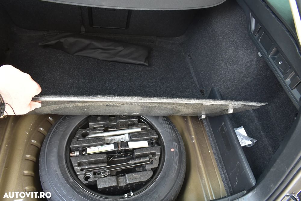 Skoda Octavia 2.0 TDI DSG Premium Edition - 7