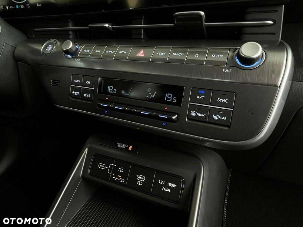 Hyundai Kona - 11