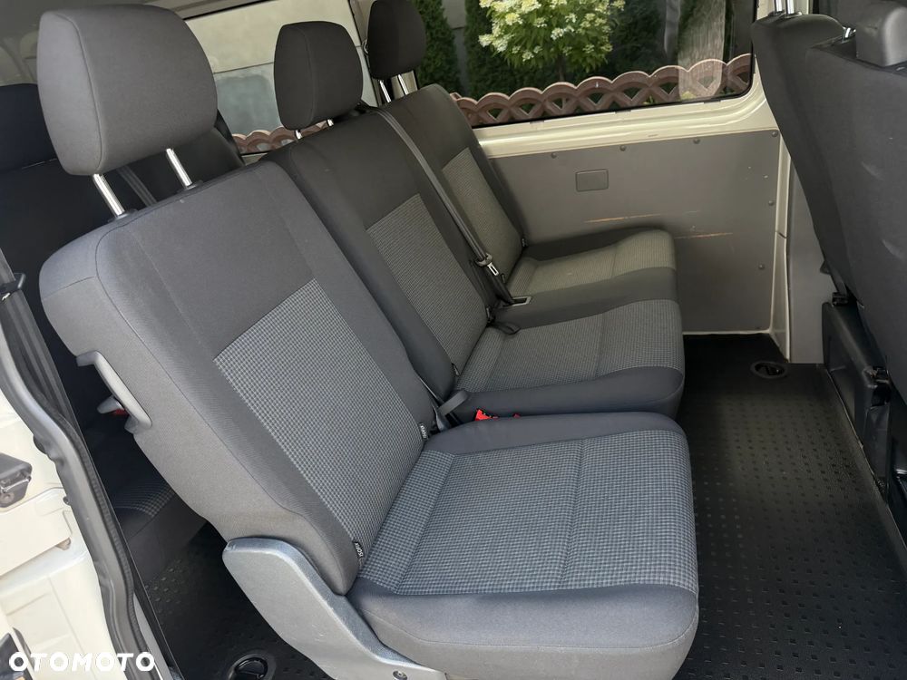 Volkswagen Transporter L2H1 Plus Trendline - 28