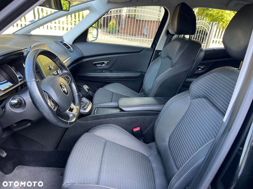 Renault Scenic TCe 140 GPF BUSINESS EDITION - 14
