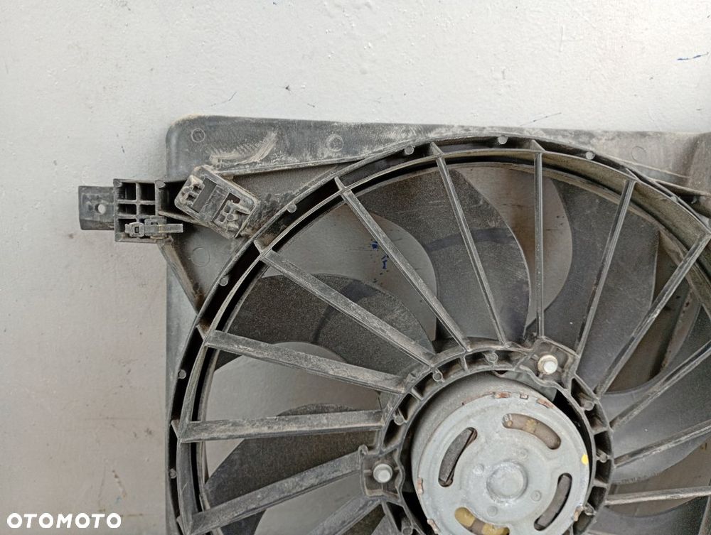 wentylatory chłodnicy renault master III movano B lift 2.3 dci 2019-2024r 214813663R - 2