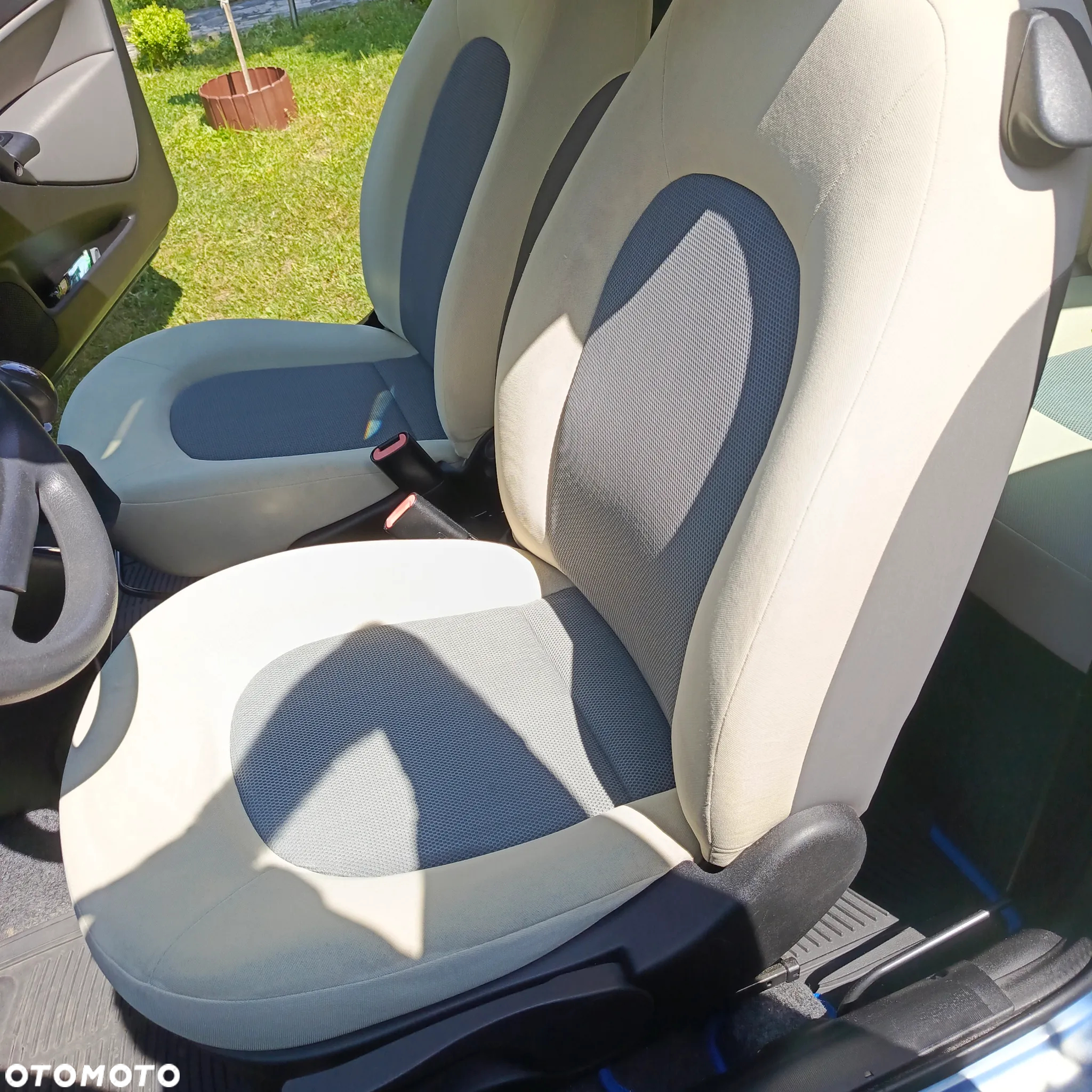 Lancia Ypsilon 1.4 16v Argento - 6