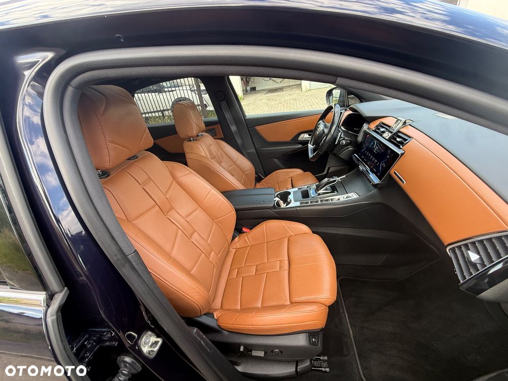 DS Automobiles DS 7 1.6 E-Tense 4x4 Opera - 23