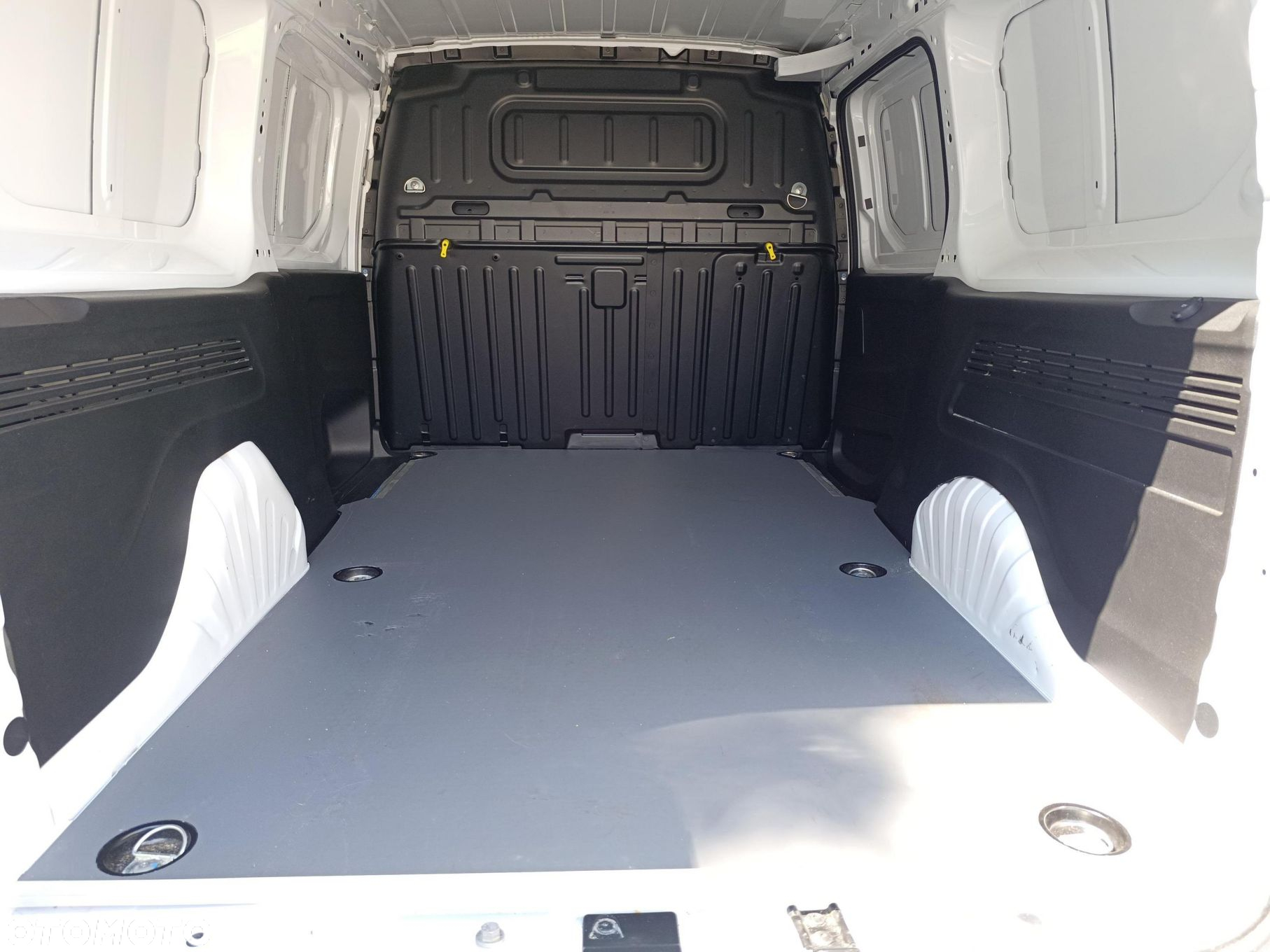 Toyota PROACE CITY - 22