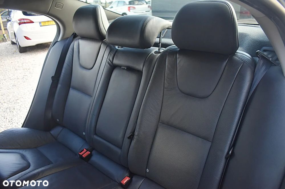 Volvo S60 D3 Geartronic Momentum - 20