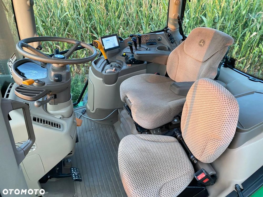 John Deere 6150 R - 11