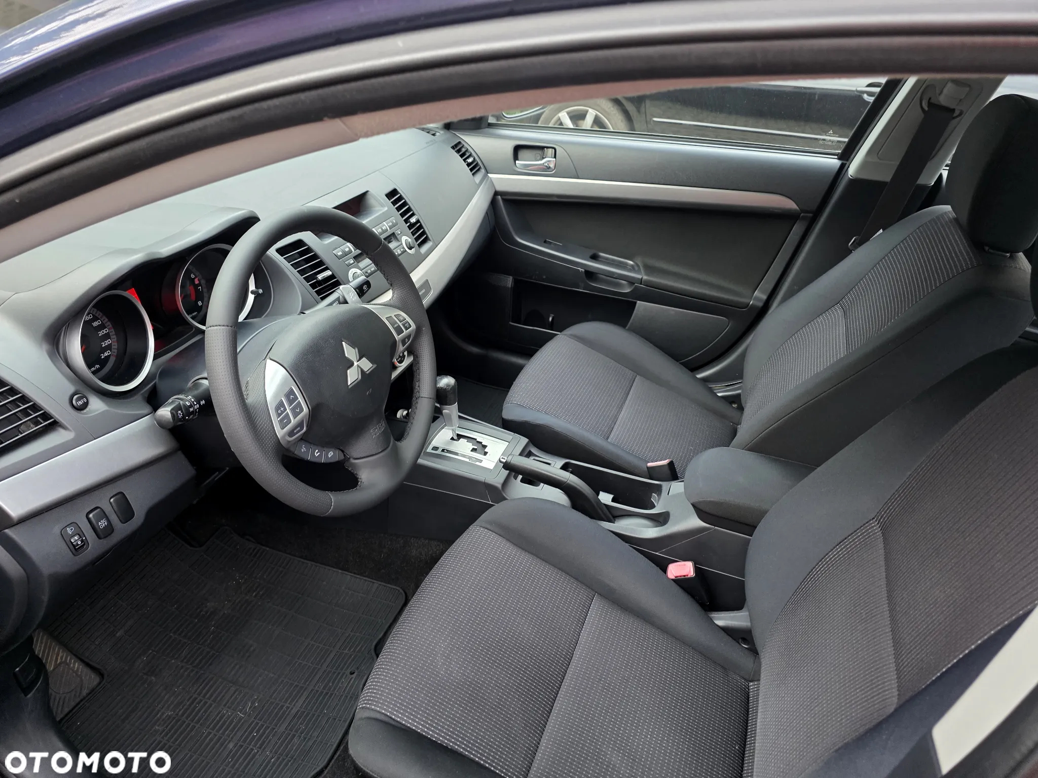 Mitsubishi Lancer 1.8 Instyle CVT - 10