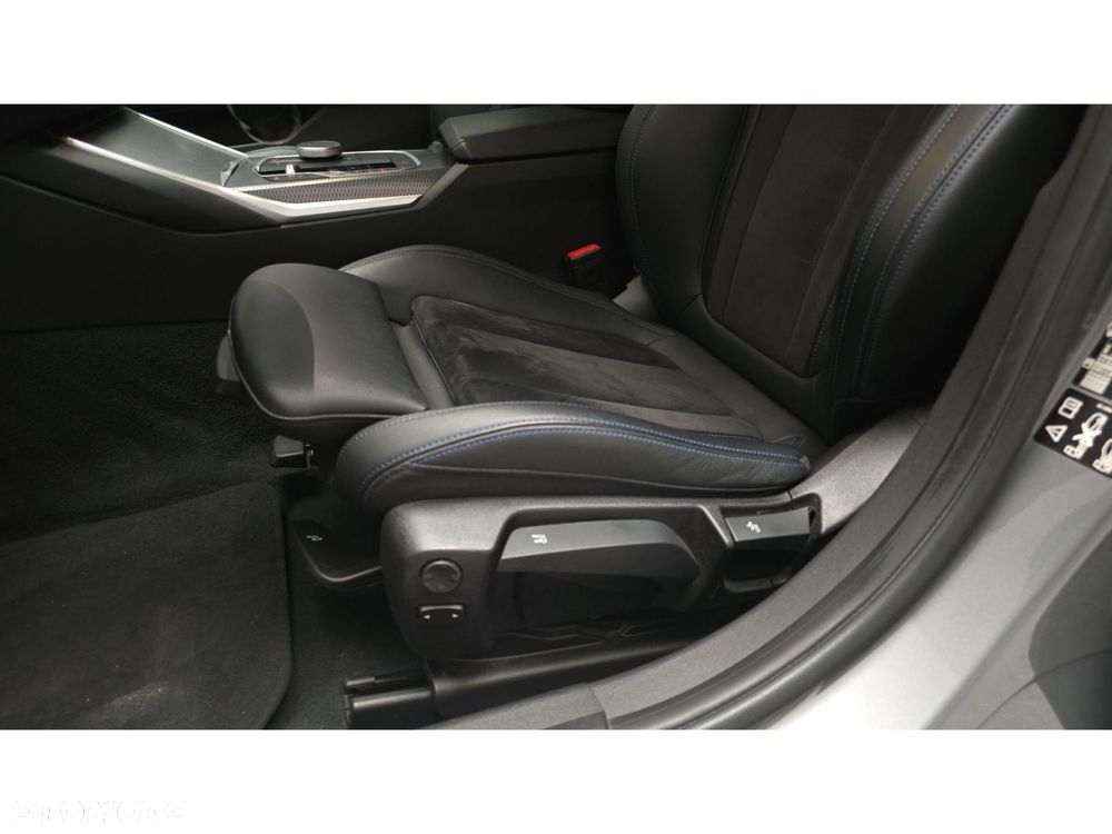 BMW Seria 3 320d xDrive mHEV M Sport - 19